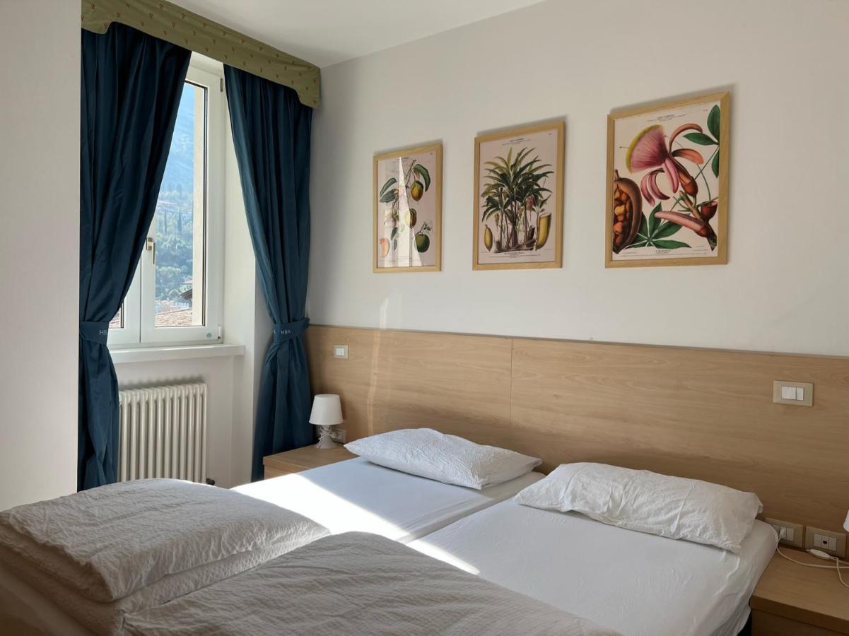 Appartamenti Baia Azzurra 3. Torbole Sul Garda Exterior foto