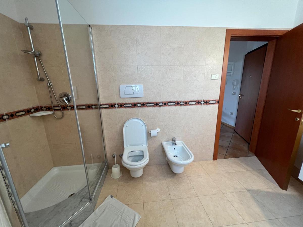 Appartamenti Baia Azzurra 3. Torbole Sul Garda Exterior foto